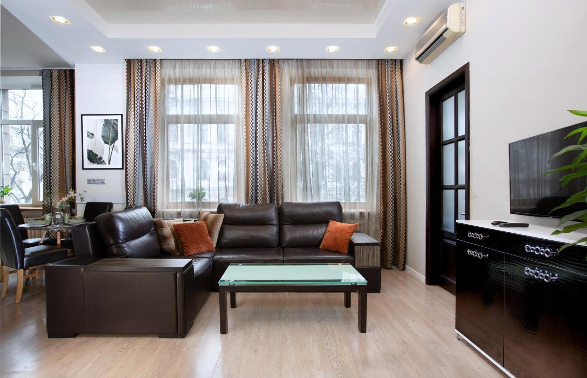 Apartment & Parking 